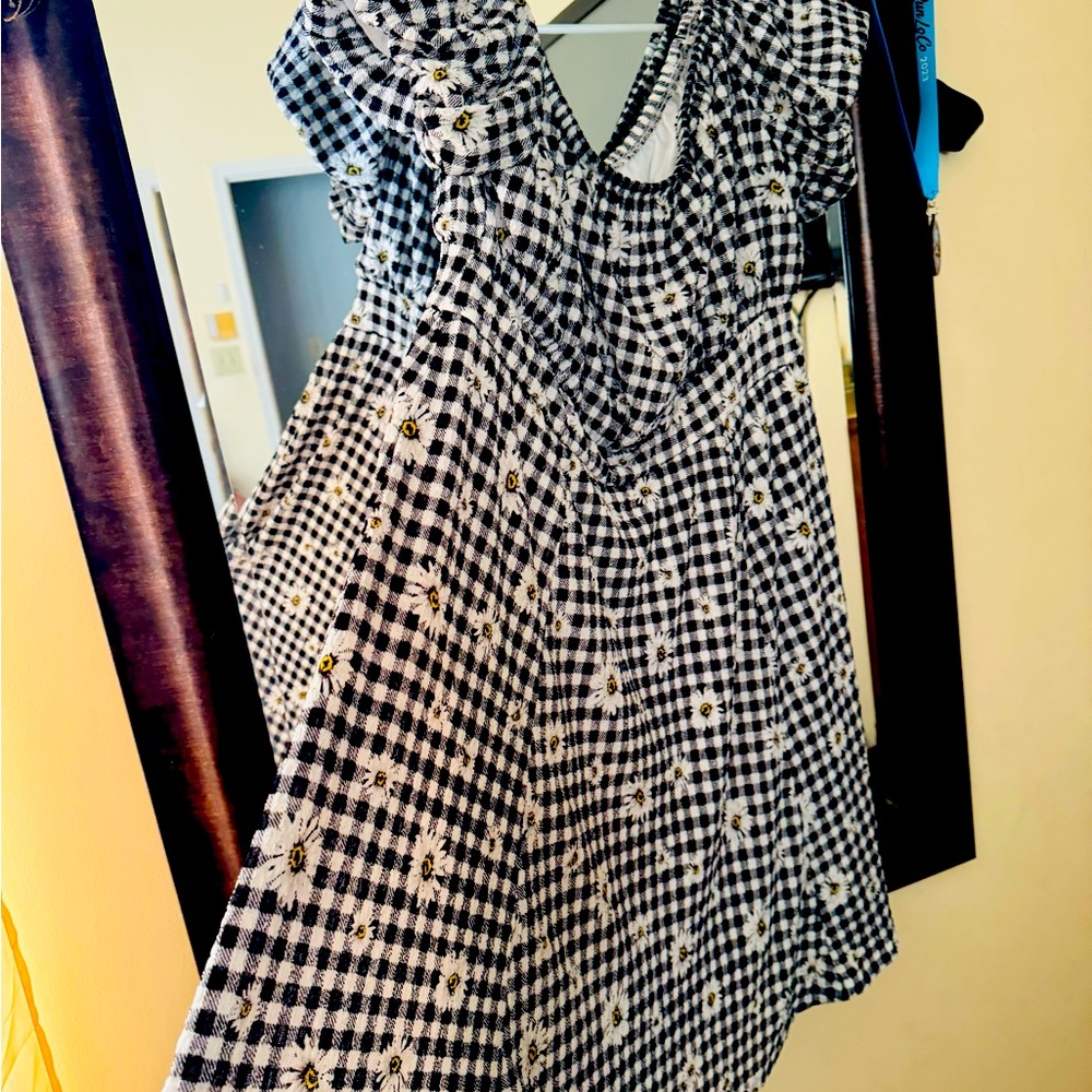 Daisy print Torrid dress